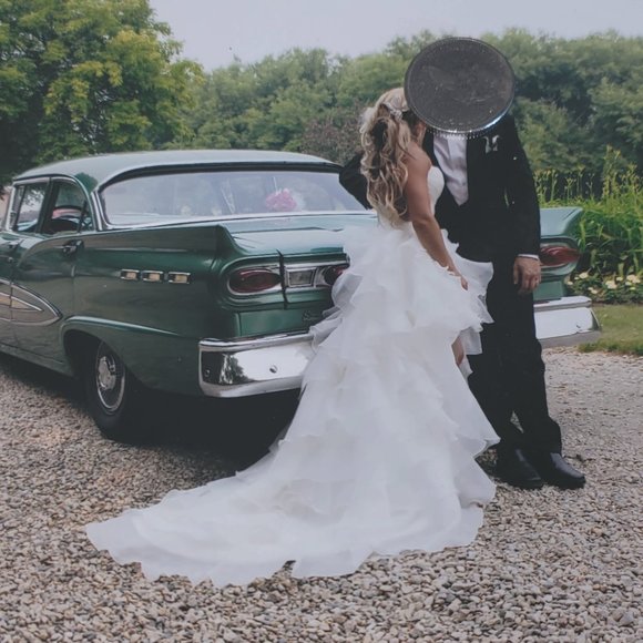 Wedding Dress/Halloween Costume - Picture 1 of 12